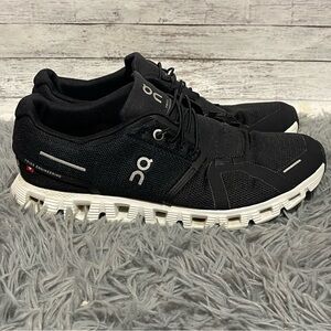 On Cloud 5 Running Shoes Women’s Size 9.5